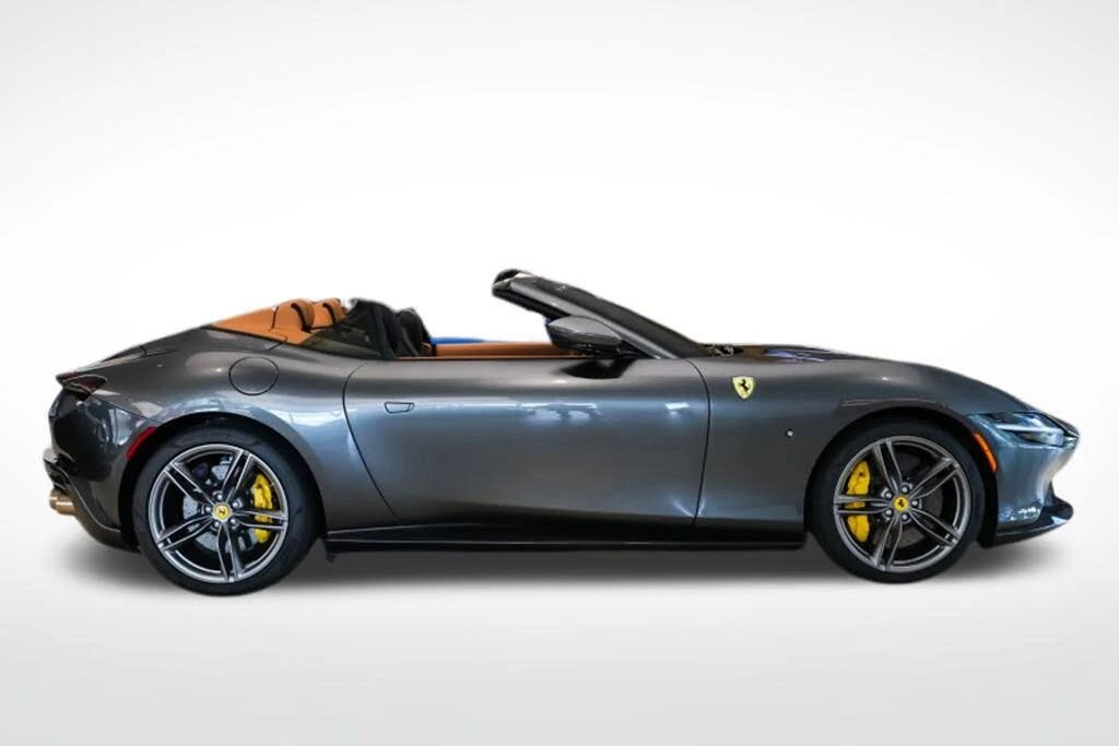 2025 Ferrari Roma Spider - Image 6 of 31