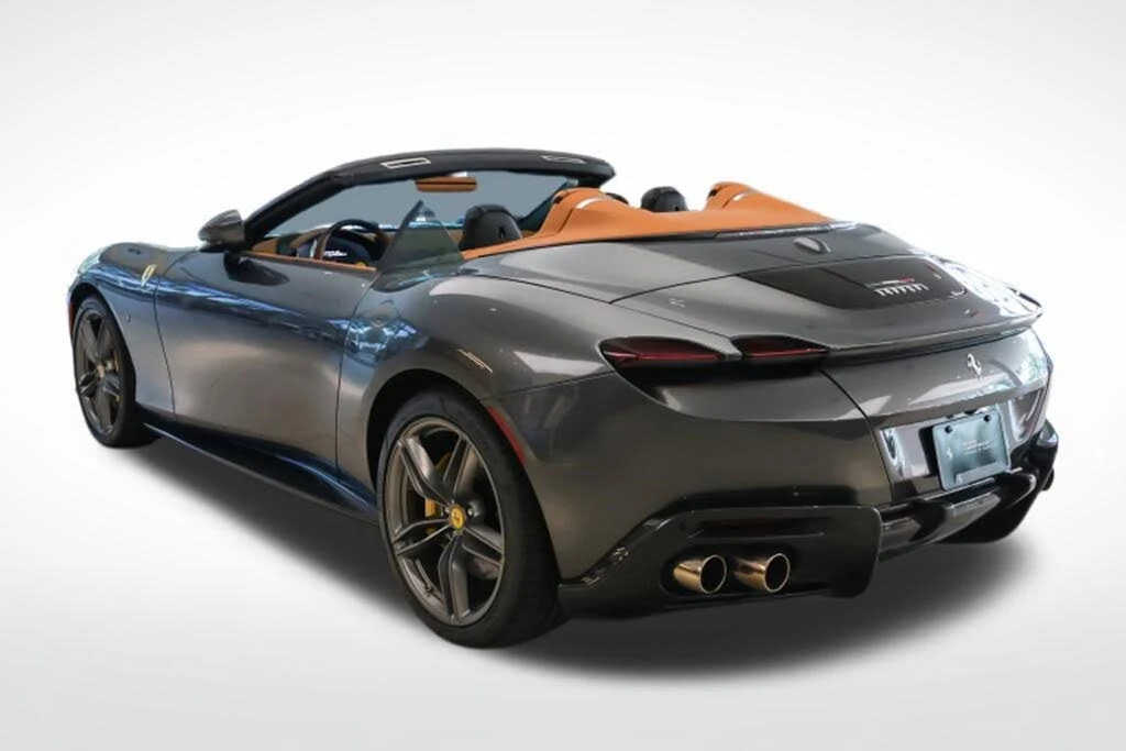 2025 Ferrari Roma Spider - Image 3 of 31