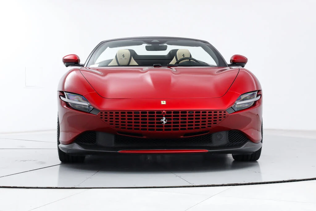 2025 Ferrari Roma Spider - Image 14 of 31