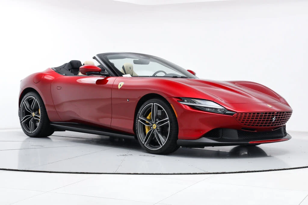 2025 Ferrari Roma Spider - Image 13 of 31