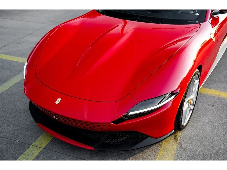 2025 Ferrari Roma Spider - Image 18 of 31