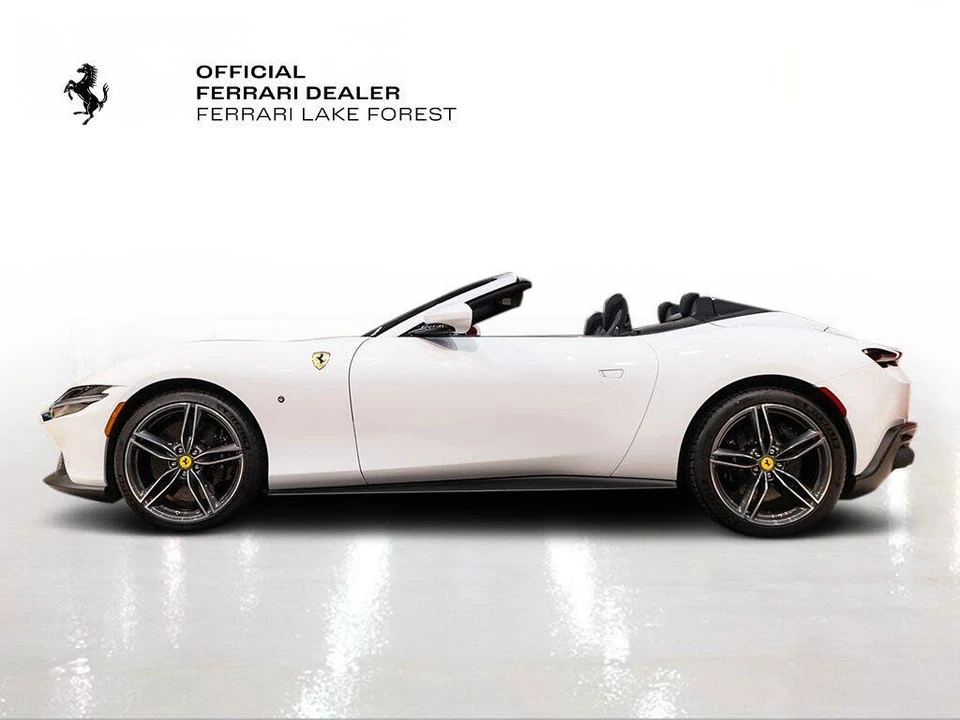 2025 Ferrari Roma Spider - Image 3 of 31
