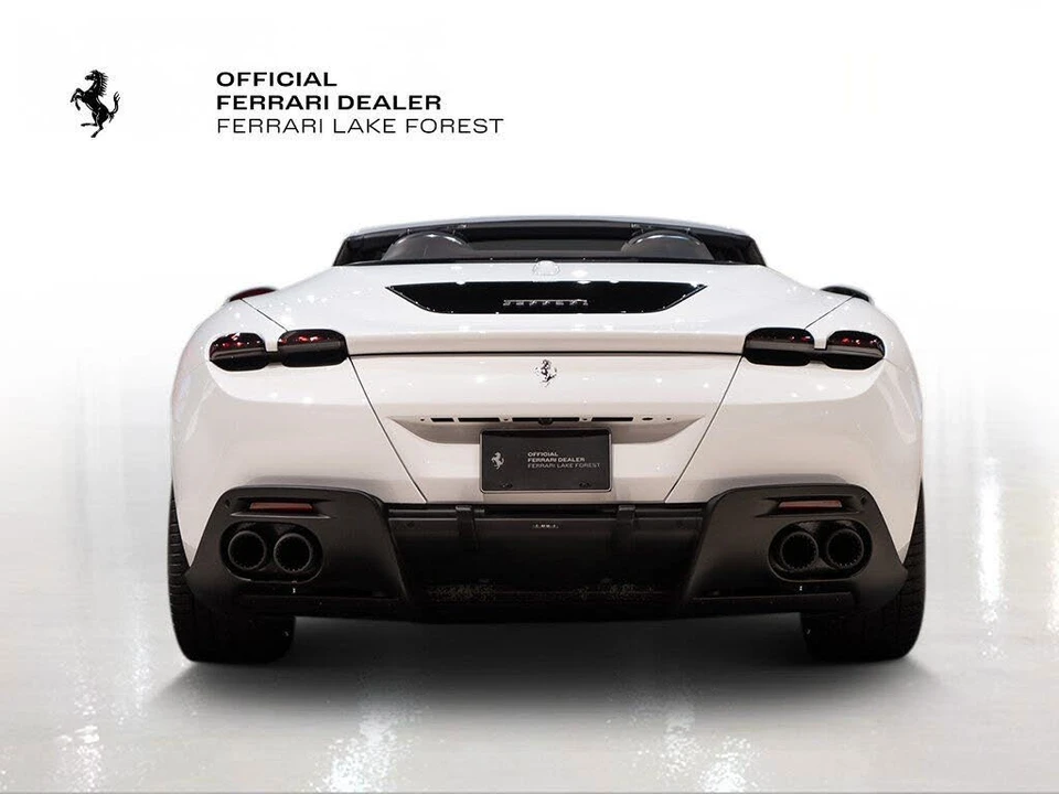 2025 Ferrari Roma Spider - Image 11 of 31
