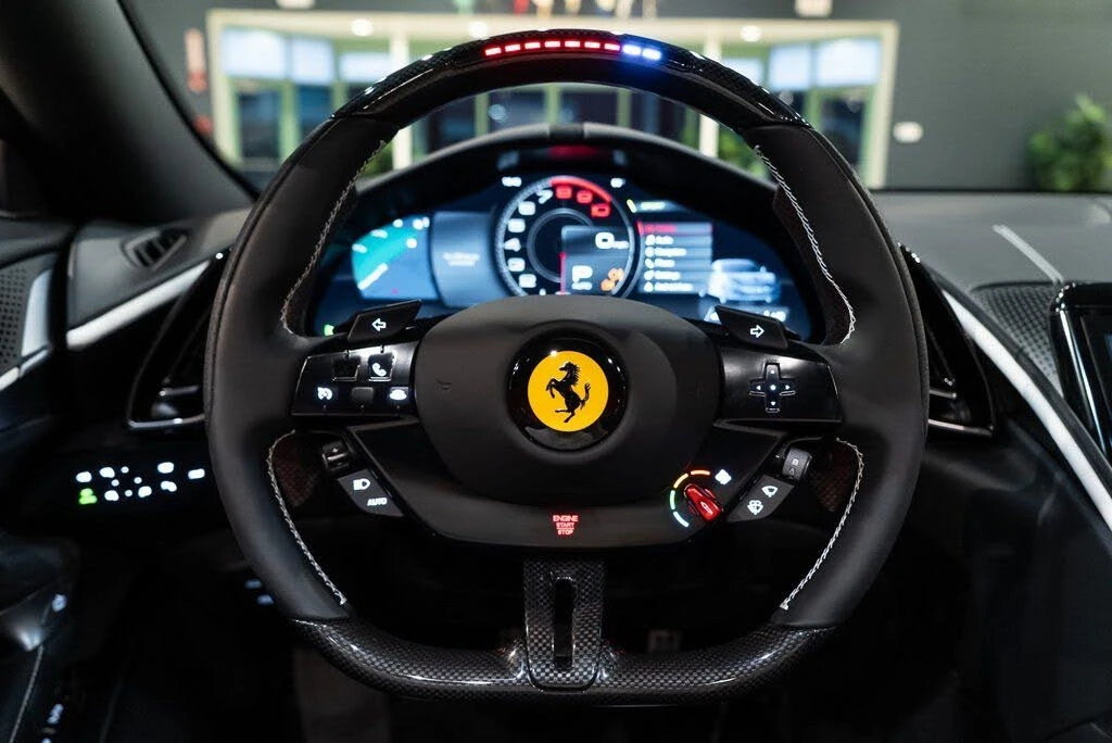 2025 Ferrari Roma Spider - Image 5 of 31
