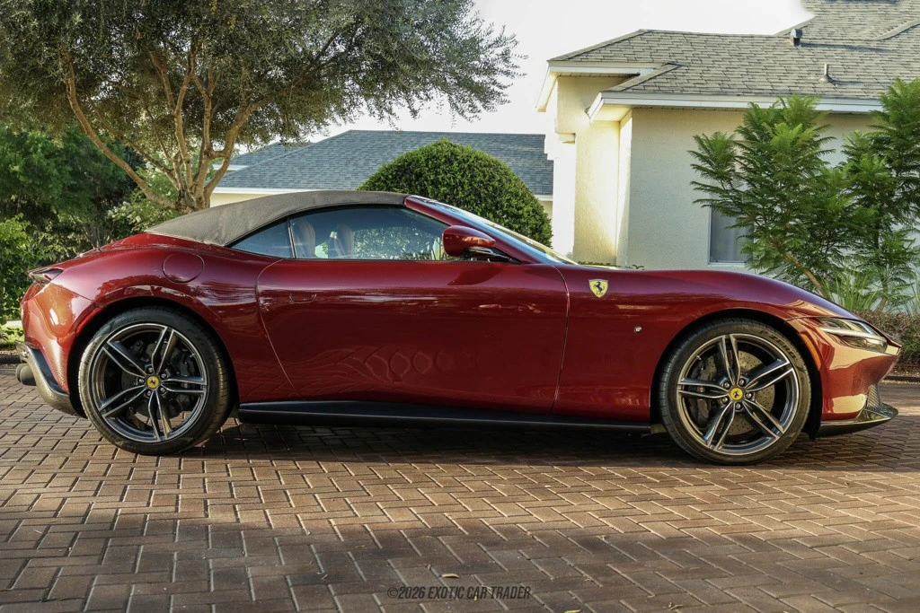 2025 Ferrari Roma Spider - Image 20 of 24