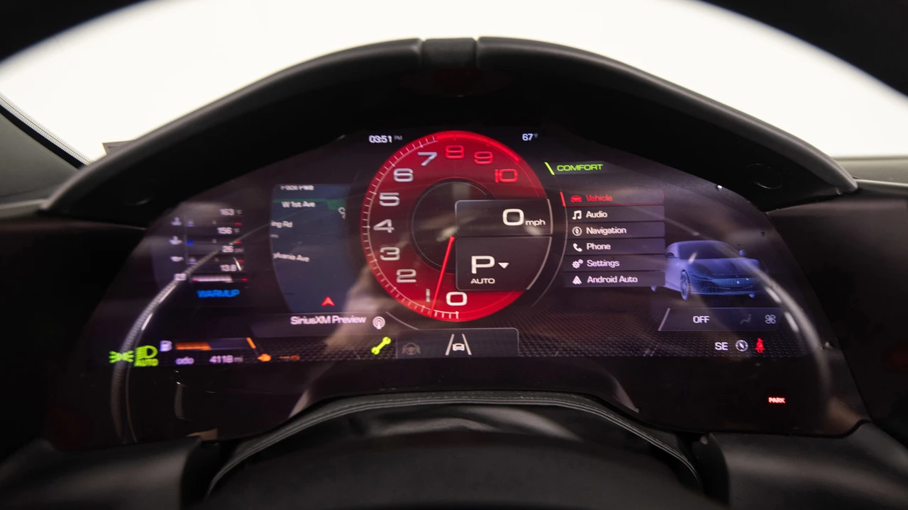2025 Ferrari Roma Spider - Image 22 of 31