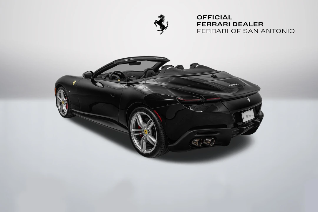 2025 Ferrari Roma Spider - Image 14 of 31