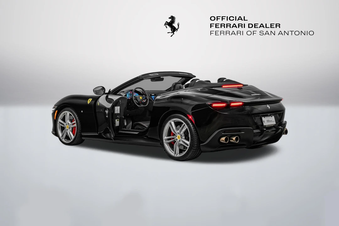2025 Ferrari Roma Spider - Image 2 of 31