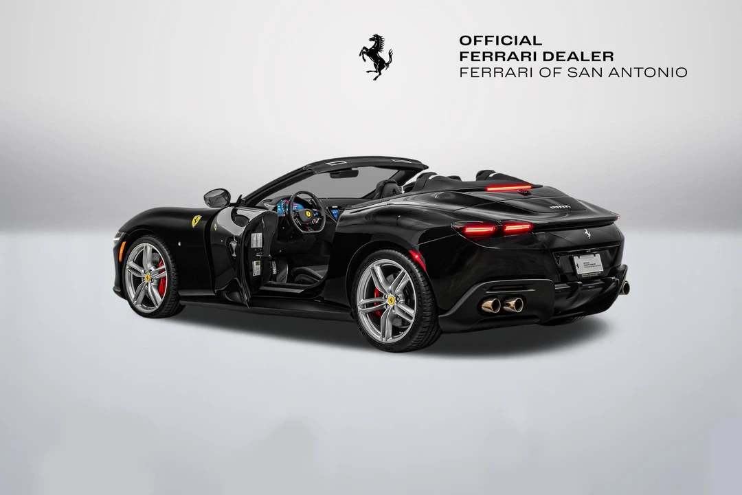 2025 Ferrari Roma Spider - Image 2 of 31