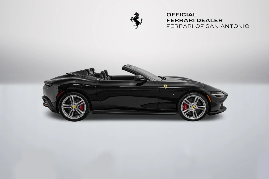 2025 Ferrari Roma Spider - Image 12 of 31