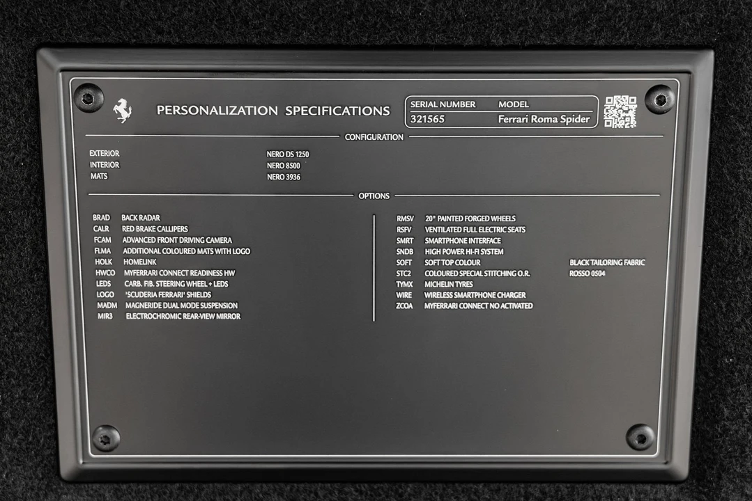 2025 Ferrari Roma Spider - Image 27 of 31