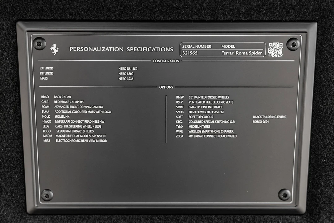 2025 Ferrari Roma Spider - Image 27 of 31
