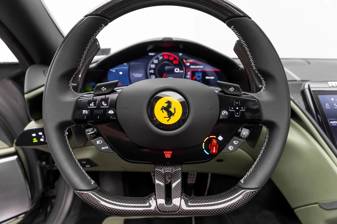 2025 Ferrari Roma Spider - Image 22 of 31