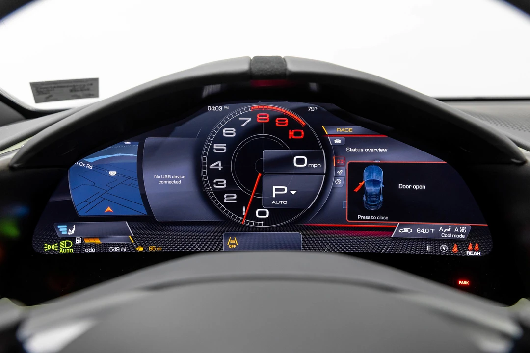 2025 Ferrari Roma Spider - Image 26 of 31