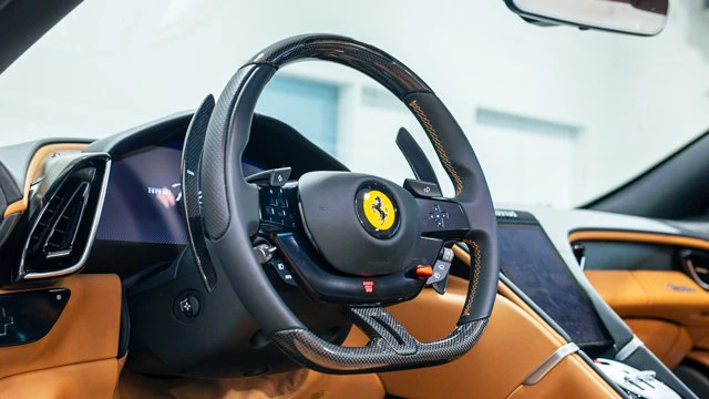 2025 Ferrari Roma Spider - Image 7 of 16