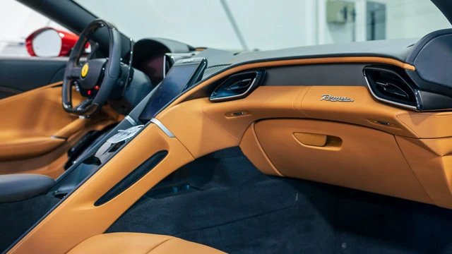 2025 Ferrari Roma Spider - Image 9 of 16