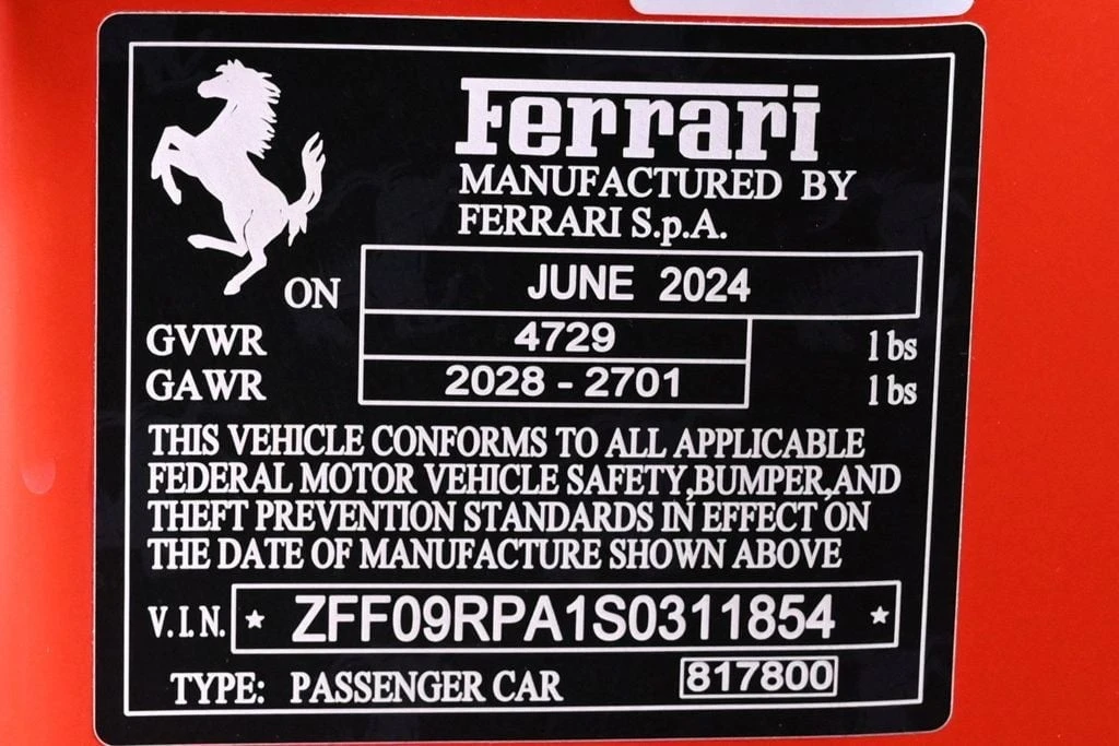 2025 Ferrari Roma Spider - Image 29 of 29