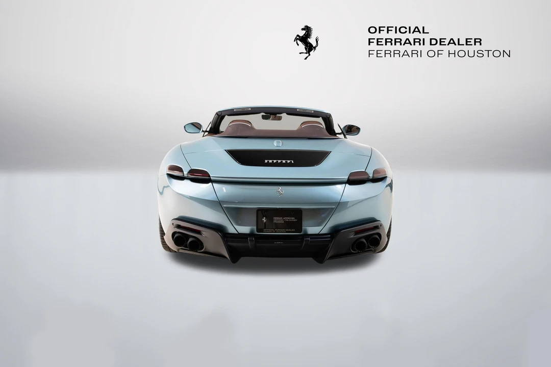 2025 Ferrari Roma Spider - Image 11 of 31