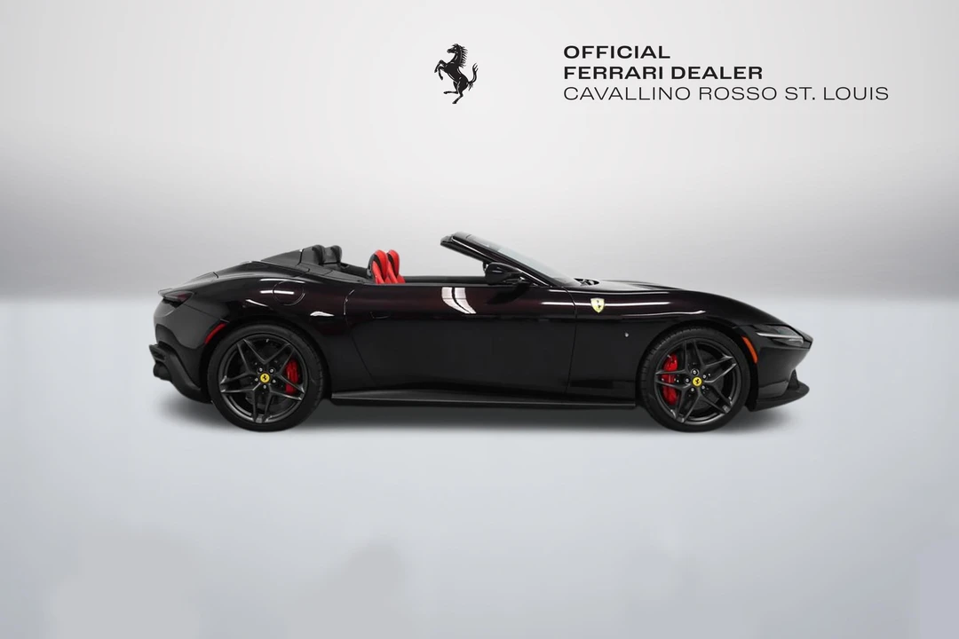 2025 Ferrari Roma Spider - Image 4 of 31