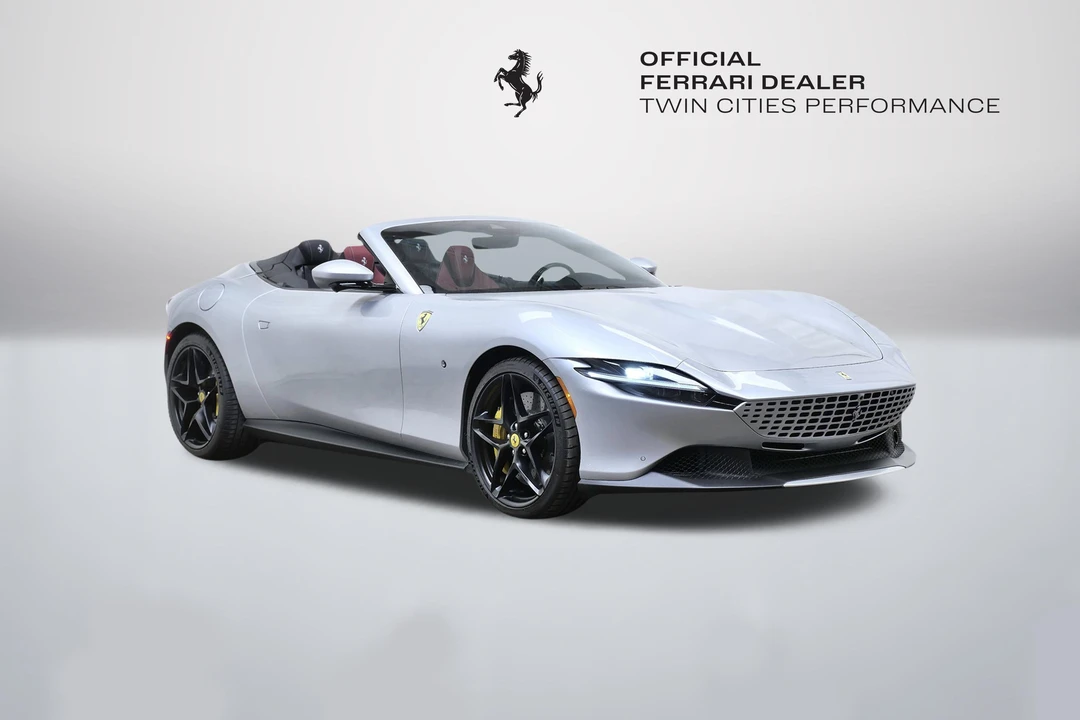 2025 Ferrari Roma Spider - Image 10 of 31