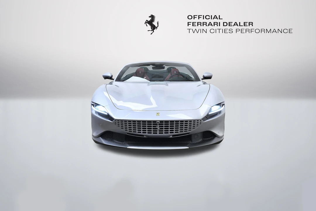2025 Ferrari Roma Spider - Image 11 of 31