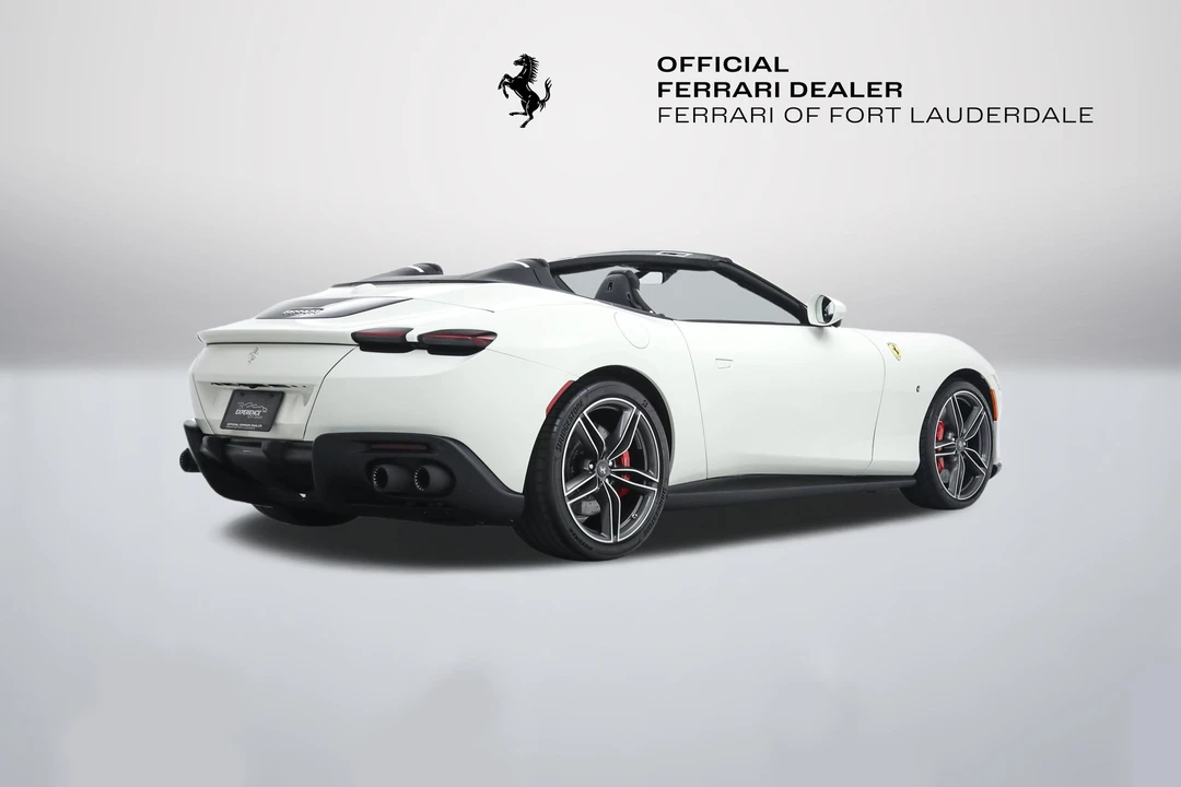 2025 Ferrari Roma Spider - Image 3 of 31