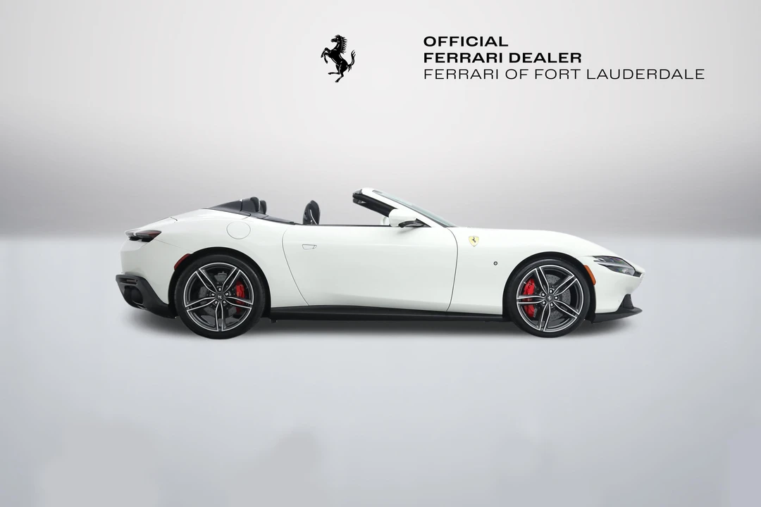 2025 Ferrari Roma Spider - Image 10 of 31