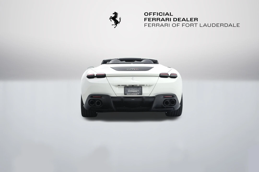 2025 Ferrari Roma Spider - Image 9 of 31