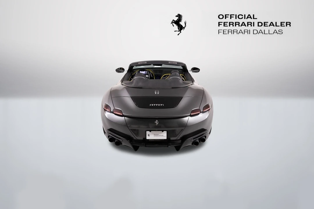 2025 Ferrari Roma Spider - Image 22 of 31