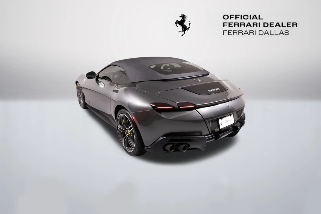 2025 Ferrari Roma Spider - Image 11 of 31