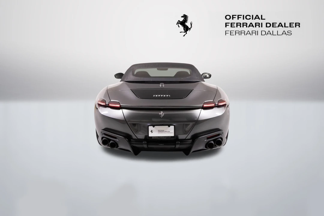 2025 Ferrari Roma Spider - Image 12 of 31
