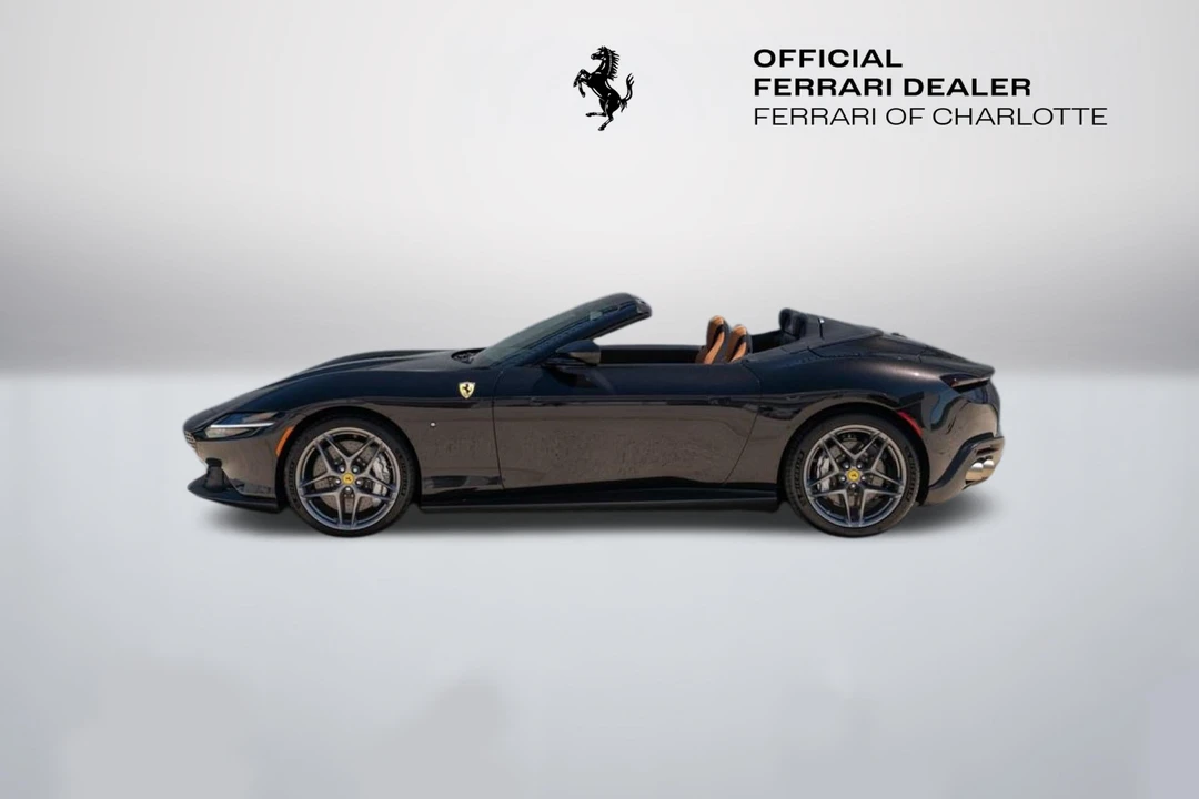 2025 Ferrari Roma Spider - Image 5 of 31