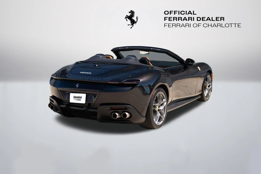 2025 Ferrari Roma Spider - Image 9 of 31