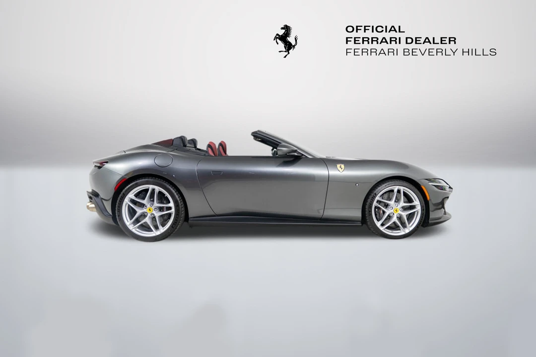 2025 Ferrari Roma Spider - Image 10 of 31