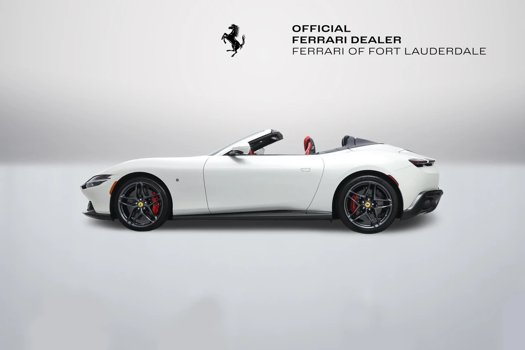 2025 Ferrari Roma Spider - Image 4 of 31