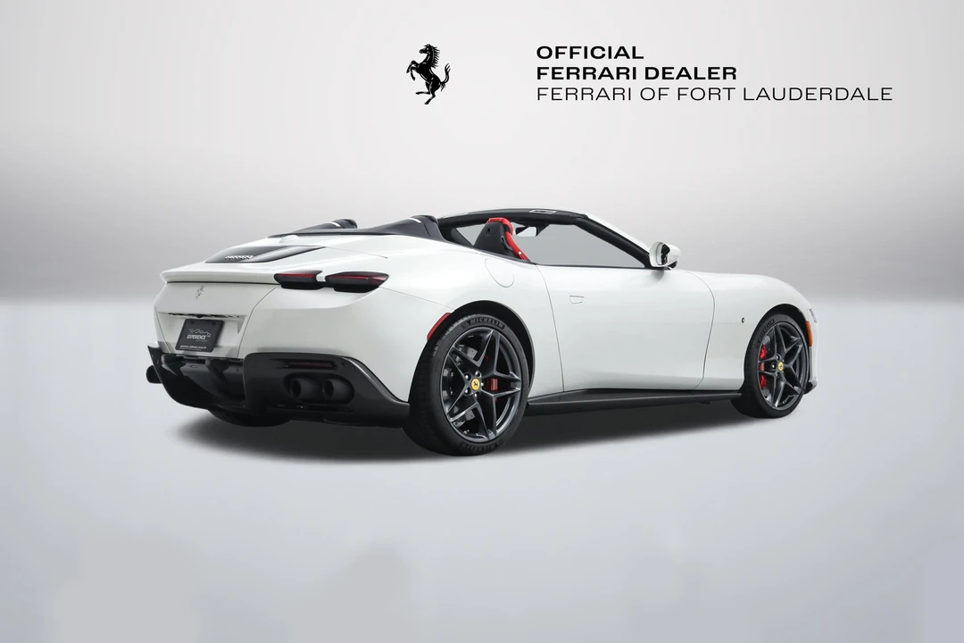 2025 Ferrari Roma Spider - Image 3 of 31