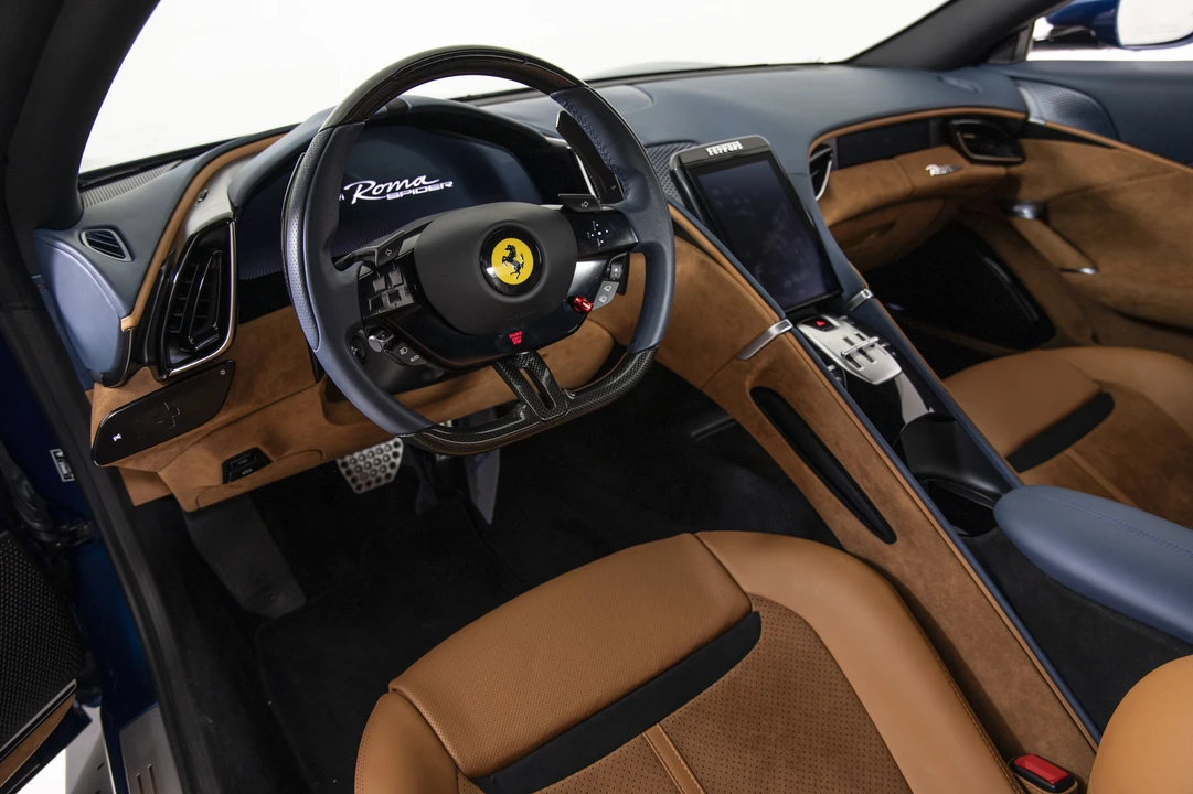 2025 Ferrari Roma Spider - Image 4 of 31