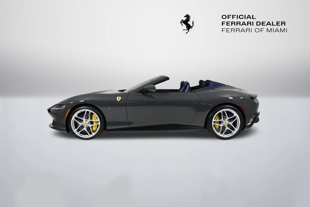 2025 Ferrari Roma Spider - Image 7 of 31