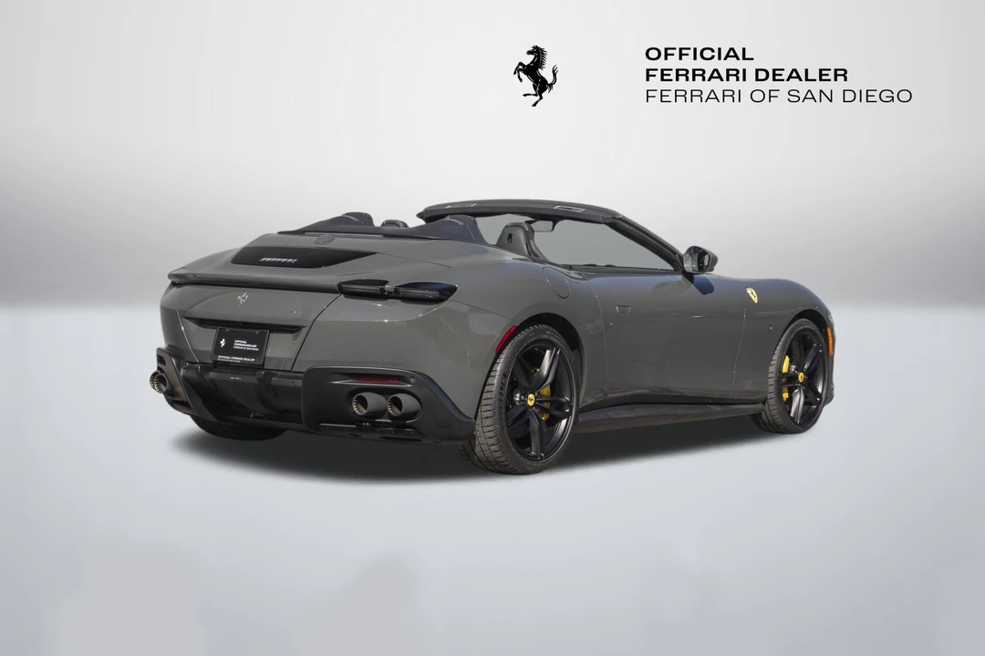 2025 Ferrari Roma Spider - Image 5 of 6