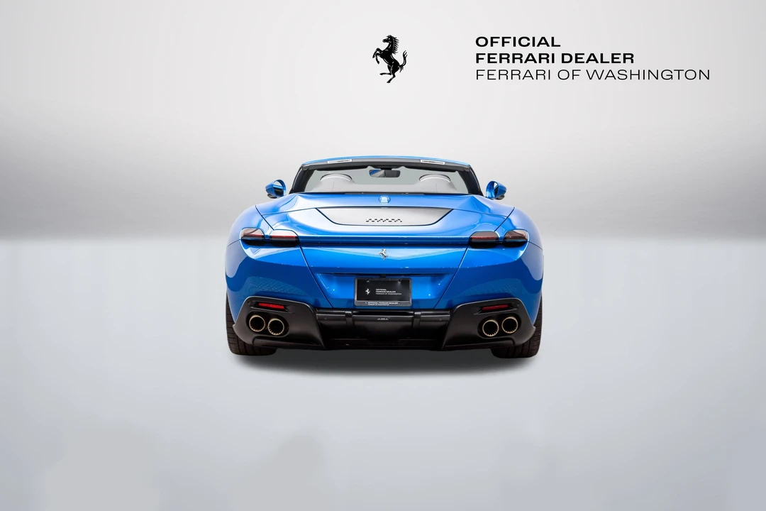 2025 Ferrari Roma Spider - Image 8 of 31