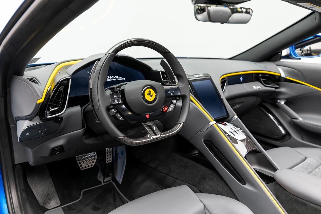 2025 Ferrari Roma Spider - Image 4 of 31