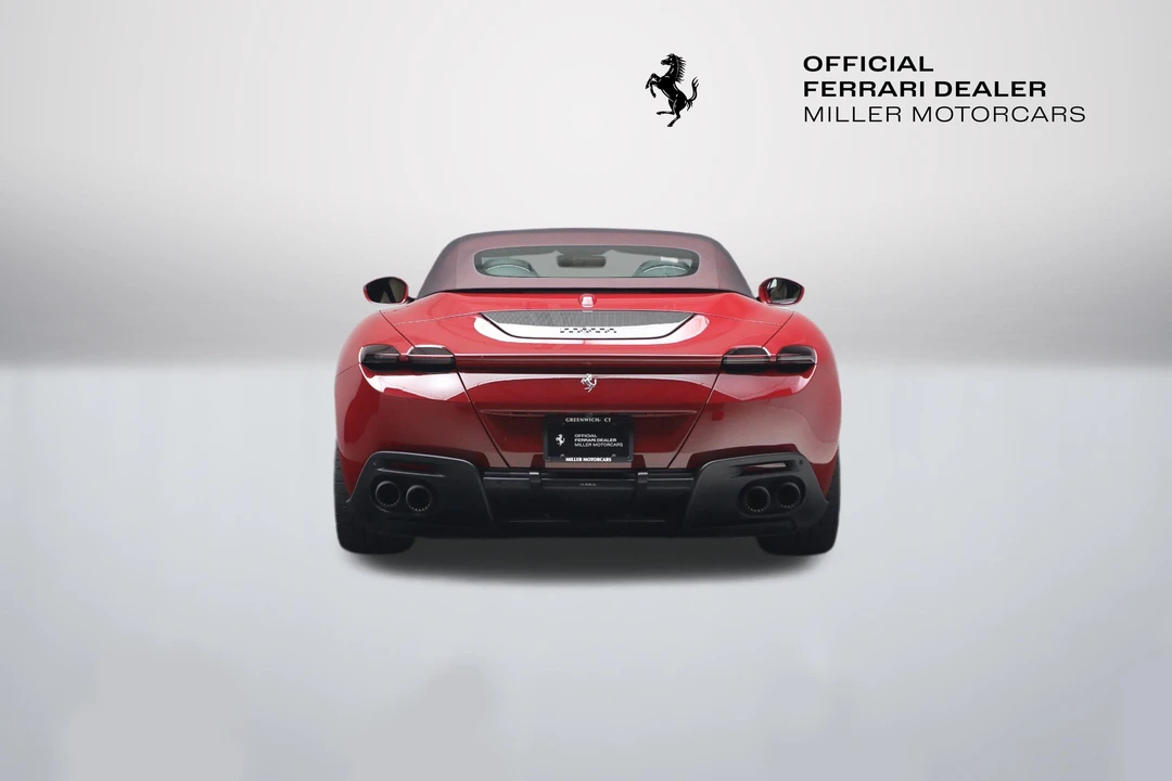 2025 Ferrari Roma Spider - Image 30 of 31