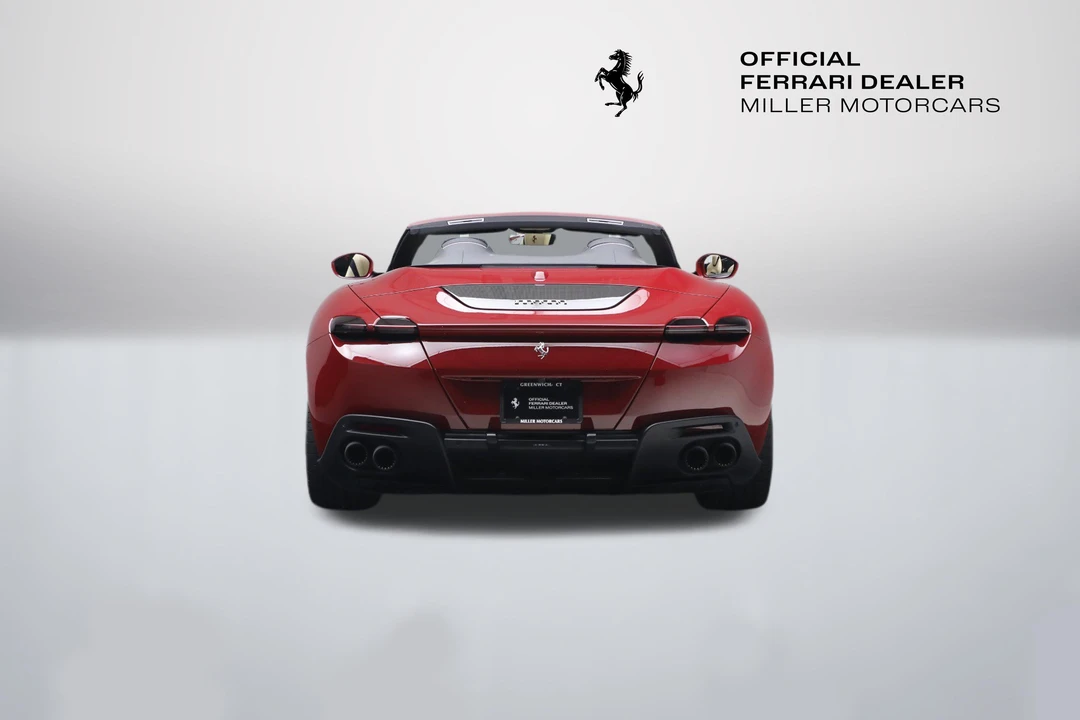 2025 Ferrari Roma Spider - Image 7 of 31