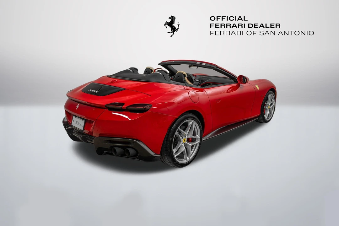2025 Ferrari Roma Spider - Image 10 of 31