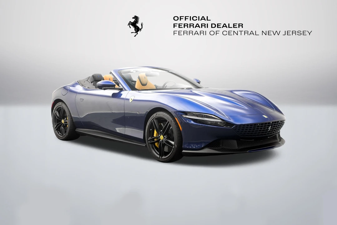 2025 Ferrari Roma Spider - Image 17 of 31