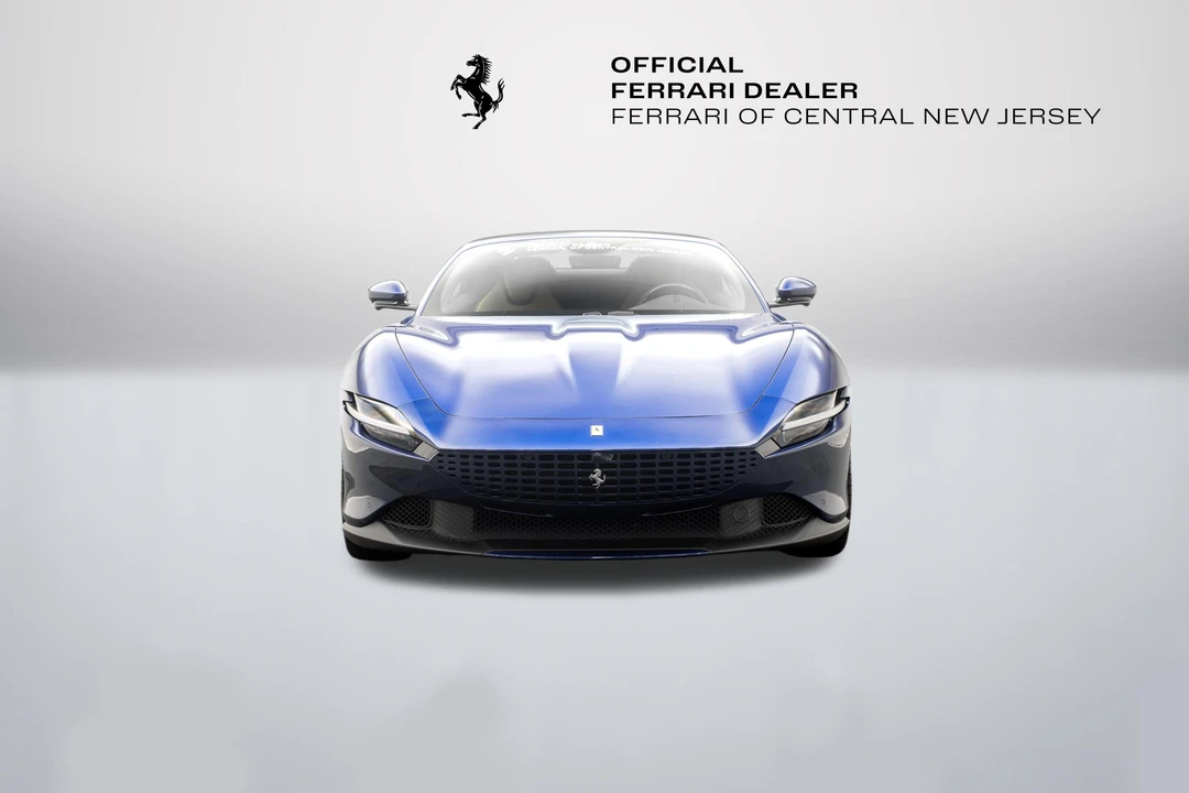 2025 Ferrari Roma Spider - Image 16 of 31