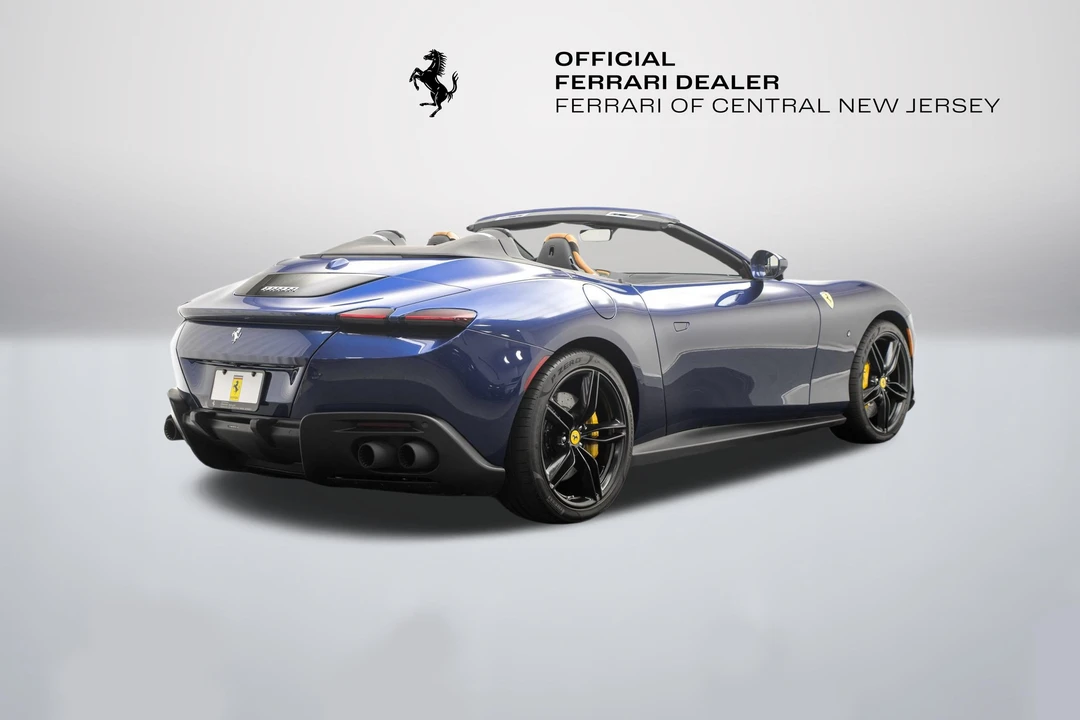 2025 Ferrari Roma Spider - Image 3 of 31