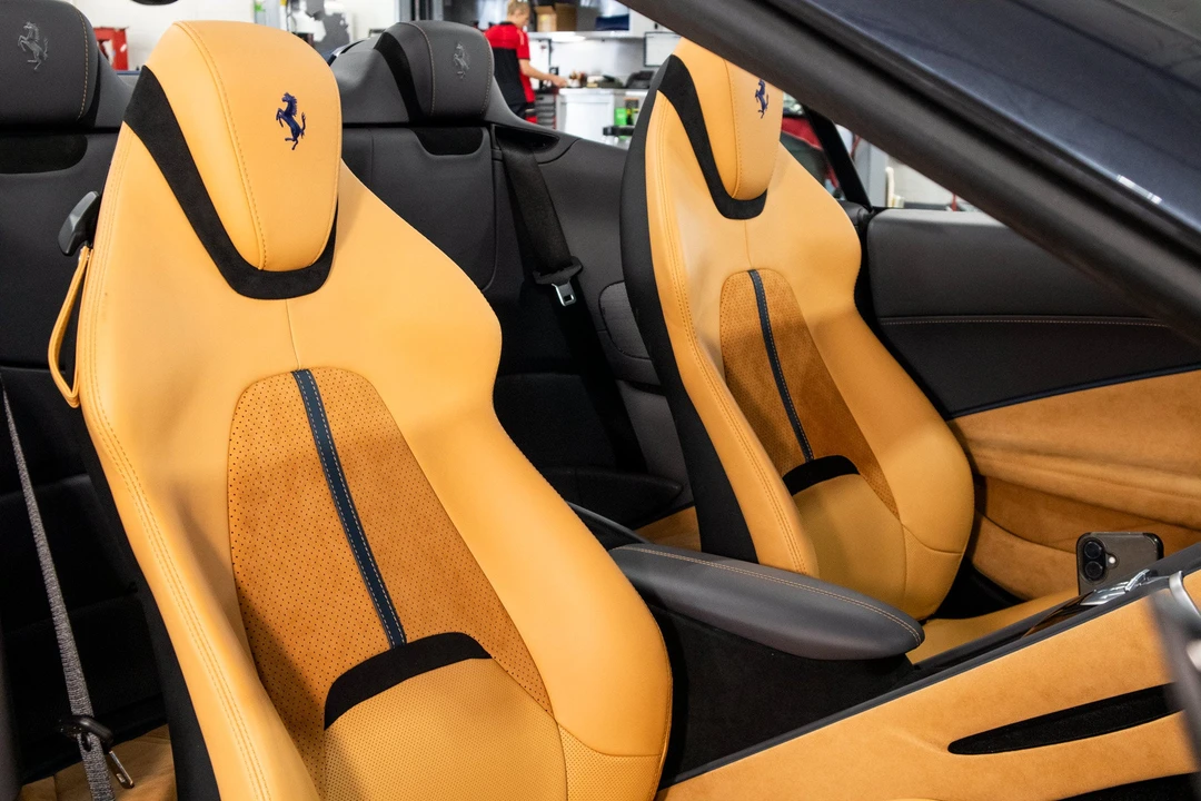 2025 Ferrari Roma Spider - Image 14 of 19