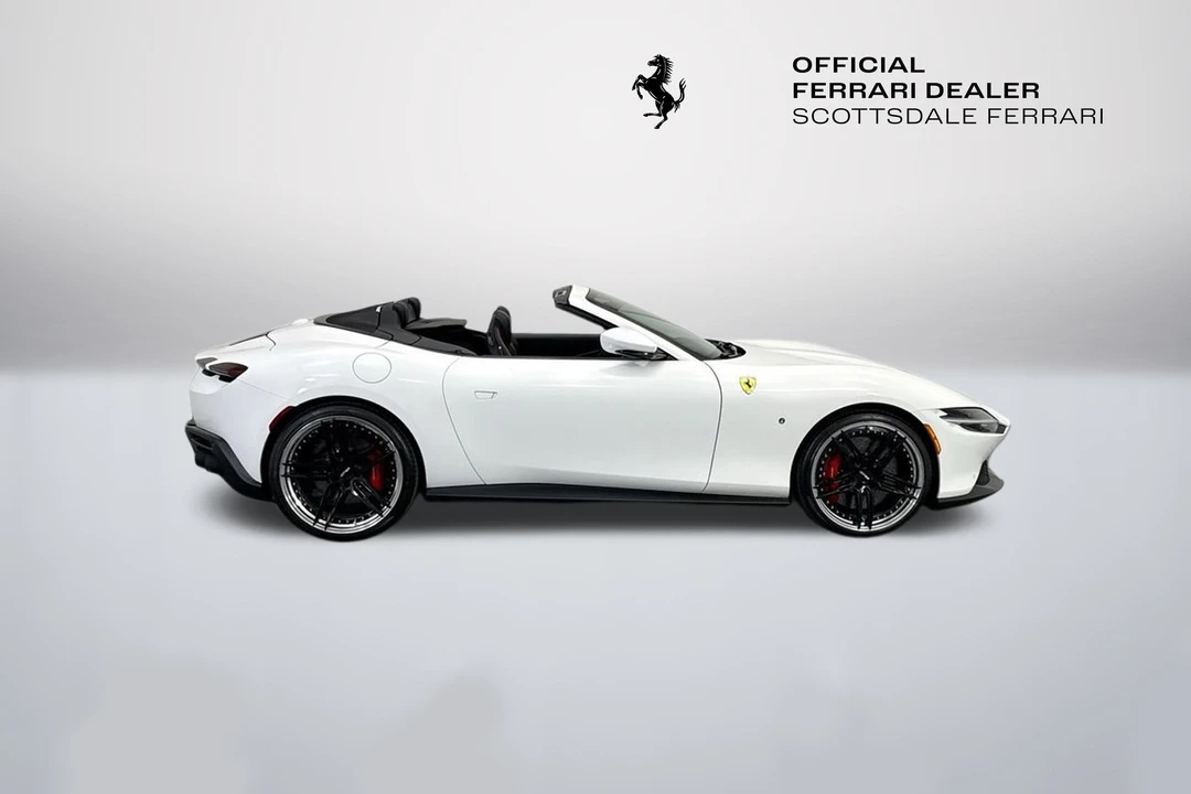2025 Ferrari Roma Spider - Image 4 of 31