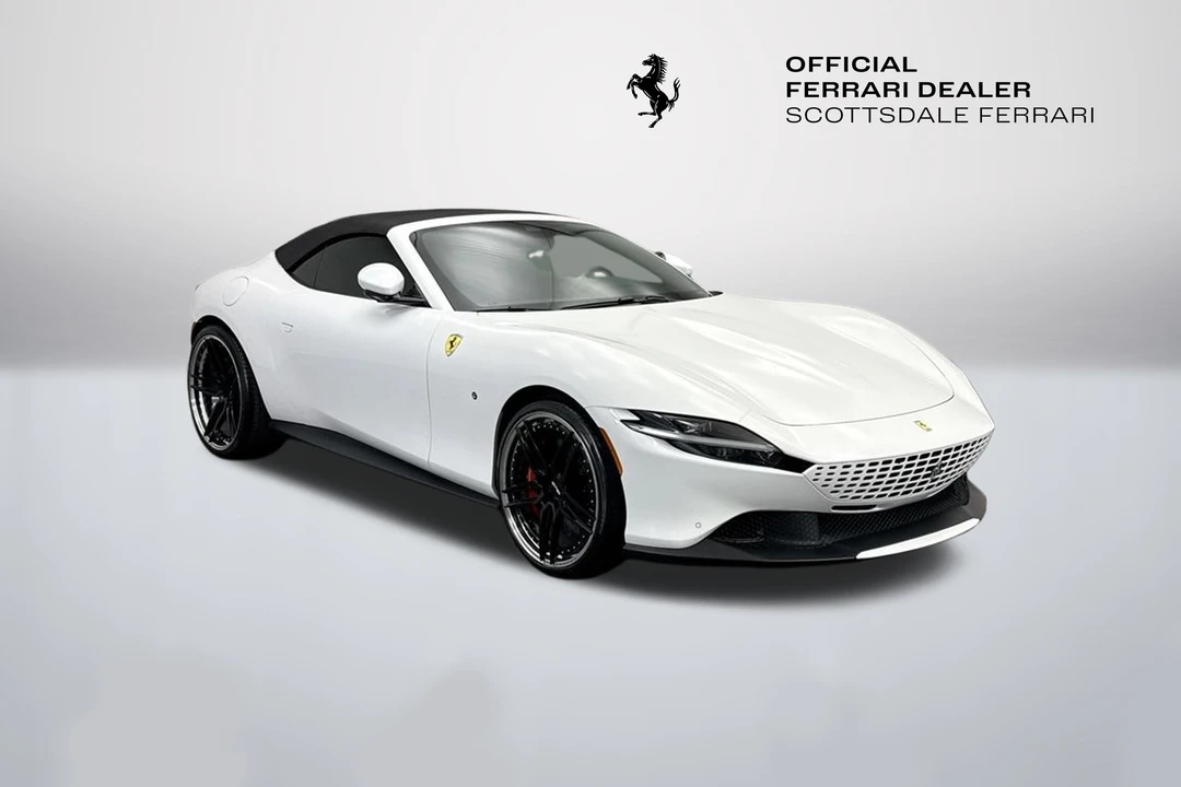 2025 Ferrari Roma Spider - Image 11 of 31